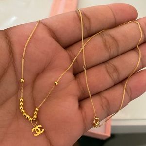 Chanel style necklace. Solid 18k real gold. Brand new